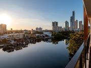 Newly completed, top floor apartment with breathtaking views