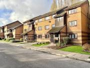 Newly decorated two bedroom flat Neasden