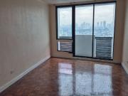 Newly Painted Condo for Rent Makati Rockwell Poblacion...