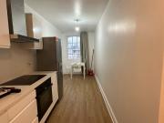 Newly refurbished 2 bed flat to let in London N1