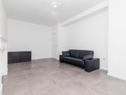 Newly refurbished 3 bedroom flat in Old Street