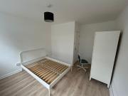 Newly Refurbished 3 Bedroom Flat – Old Street