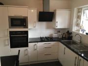 Newly refurbished and spacious flat at westferry