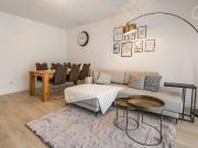 Newly refurbished home in Frankfurt with Skyline view,...
