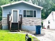 Newly Remodeled! Charming 2 bedroom, 1 bathroom house in...