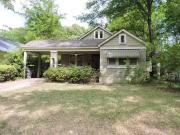 Newly Renovated 3 Bedroom / 2 Bath Home 414 S Reese St