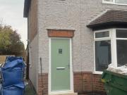 Newly Renovated 3 Bedroom House – NG10 Availa