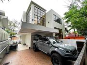 Newly Renovated 3 Storey House for Rent in Ayala Alabang...