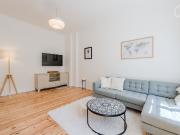 Newly renovated and fully furnished apartment in the...