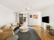 Newly renovated courtyard apartment on Redfern's...