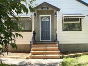 Newly Renovated cozy home in quiet neighbourhood