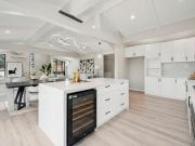 Great Living Spaces, Walk to Rail