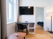 Newly renovated: Fully furnished business apartment in a...