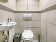 Newly renovated Mariahilf 1BR, short walk to Metro U4 &...