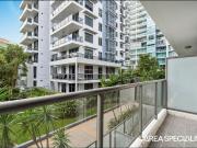 Newly Renovated Modern 2bedroom Heart of Southport