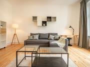 Newly renovated old building apartment in...