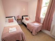 Newly Renovated Sanctuary for 4 in Charlotte House