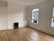 Newly renovated spacious 1 bed in Brockley Cross