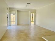 Newly renovated unit in prime South Bunbury location!