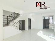NEWLY UNIT Double Storey Terrace House Taman Seri Bayu...