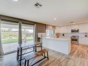 Newlyrenovated & modern Mesa House with Dining are