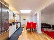 Newton Terrace Lane, Glasgow G3, 2 bed flat to rent,...