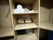 Next barra prime ampla suíte com closet na orla da barra