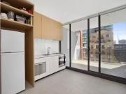 Deal! 1006/555 Flinders Street, Melbourne Apartment for...