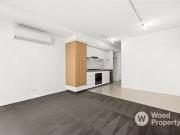 Unique 104/144 Clarendon Street, Southbank Apartment for...