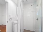 Deal! 10 Brereton Street, SOUTH BRISBANE House for rent...