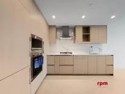 Deal! 10Xx 13778 100 Avenue, Surrey, BC, V3T 0V3 lease...