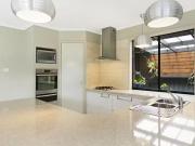 Just in! 17 Daphne Way, Cranbourne North, VIC 3977