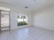 Cozy 17A Raymond Avenue, Seaton, SA 5023