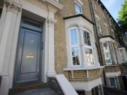 Charming 1 BA 2 bedroom flat for rent in Graham Road,...