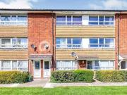 Cheap 1 BA 3 bedroom Flat to rent, Mandeville Court...