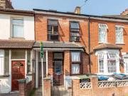 Rental! 1 BA 5 bedroom house for rent in Penshurst Road,...