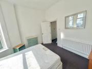 Rental! 1 bedroom apartment for rent in Glynrhondda...