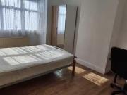 Nice 1 Room 44 Claylane lane single bed