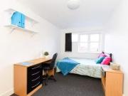 Unique 1 Room Brookland Road Five Bed Silver Plus