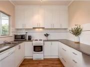 Cozy 222 Kooba Street, NORTH ALBURY House for rent...