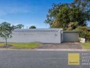 For Rent! 26 Bordeaux Parade, Mermaid Waters, QLD 4218