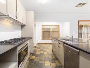 Nice 2 Ashmore Place, Onkaparinga Hills, SA 5163