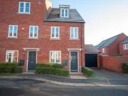 Rental! 2 BA 3 bedroom town house for rent in Oulton...