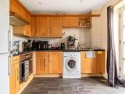 Nice 2 bedroom apartment for rent in Albany Gardens,... Nice 2 bedroom apartment for rent in Albany Gardens,...