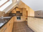 Charming 2 bedroom apartment for rent in Falmouth...
