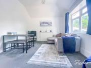 Nice 2 bedroom apartment for rent in Keswick Road,...