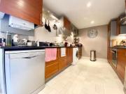 Just in! 2 bedroom apartment for rent in Sneyd Park,...
