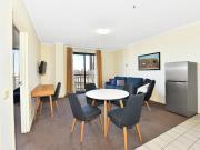 Nice 2 bedroom apartment near Fitzroy Gardens