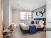 Unique 2 bedroom flat for rent in Richmond Hill,...