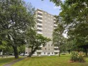 Deal! 2 bedroom property to let in Fitzhugh Grove,...